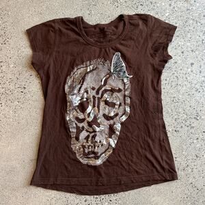 Razzle Dazzle Women’s Medium Top Brown Distressed Skull Tee Graphic y2k baby tee